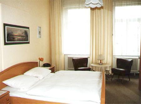 Deutscher Kaiser Hotel