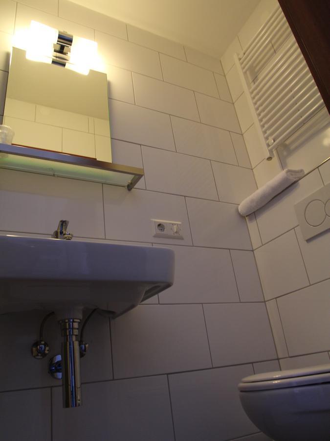 Deutscher Kaiser Hotel 2*