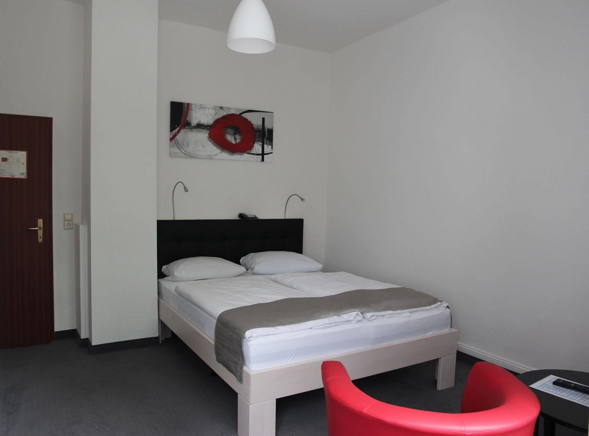 Deutscher Kaiser Hotel Baden-Baden