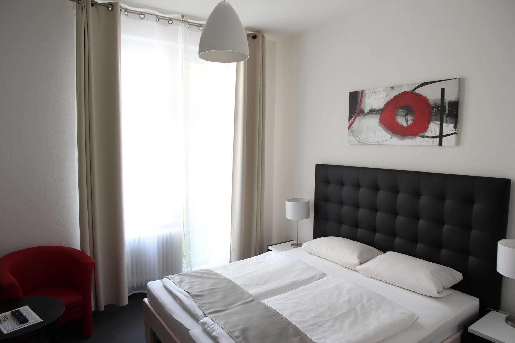 Deutscher Kaiser 2* Baden-Baden